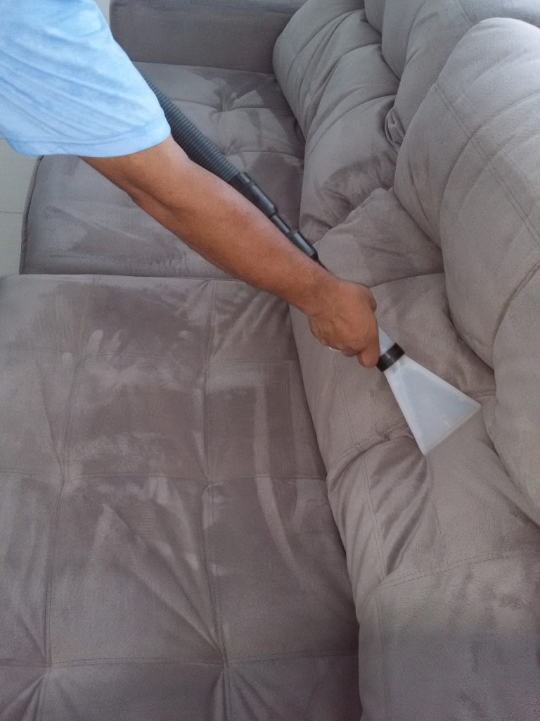 Cómo limpiar sofá de forma sencilla?: al seco o con humedad - Tapiguay