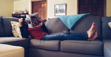 cuanto cuesta la limpìeza de un sofá a domicilio